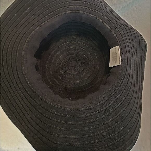 Liz Claiborne Hat - Picture 6 of 7